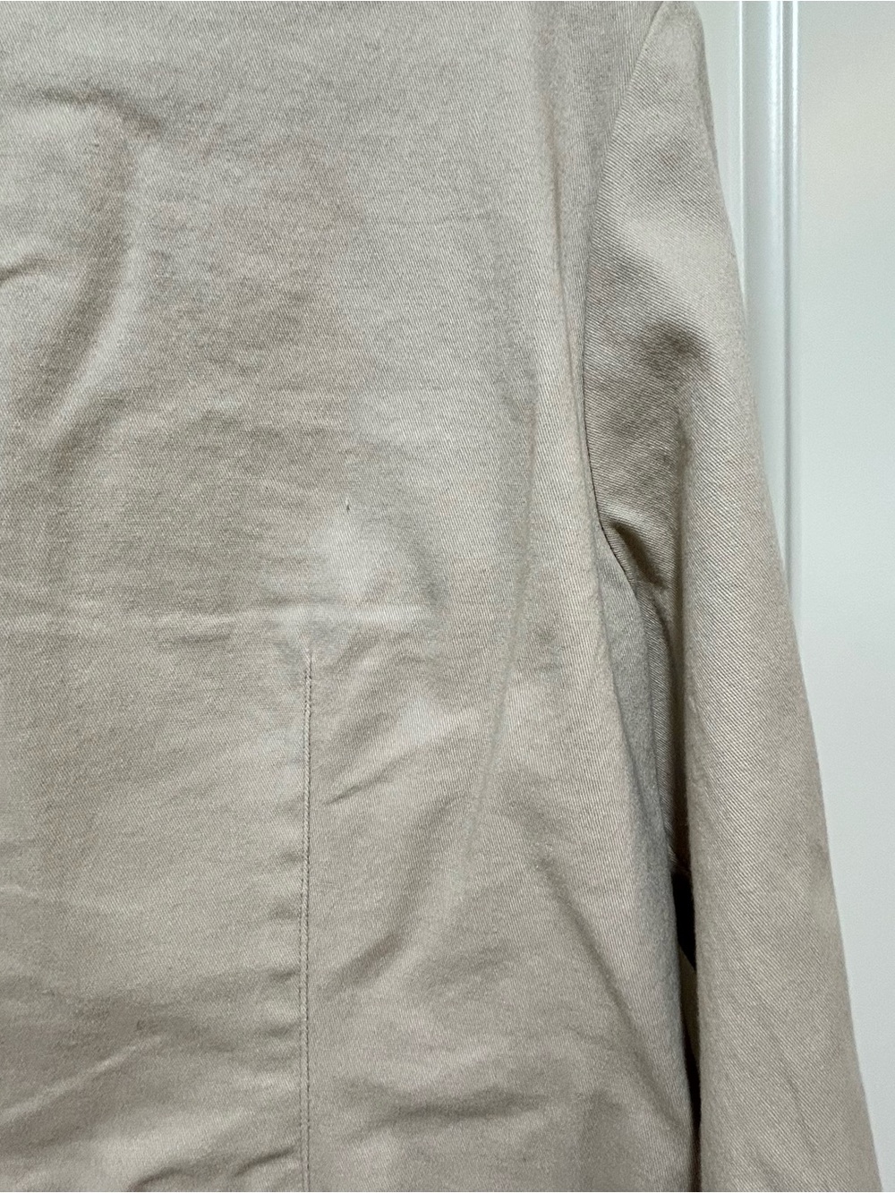 Briggs NY Casual Button-Front Women's petite size 12P Jacket in Beige. 2 pockets - Picture 4 of 6